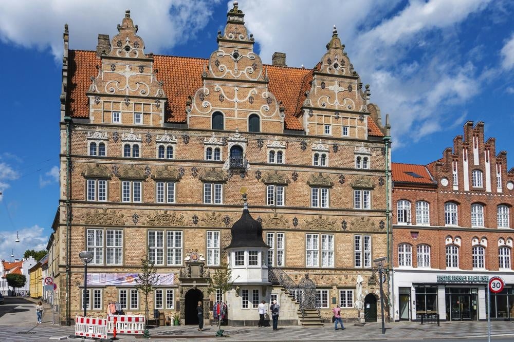 Oplev Aalborg City: shopping, madoplevelser og overnatning i midtbyen